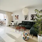 Enchanting House South Tenerife, Sea View アパート