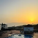 Enchanting House South Tenerife, Sea View アパート *