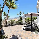 Enchanting House South Tenerife, Sea View شقة أذيخي