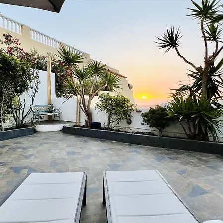 Enchanting House South Tenerife, Sea View Адехе
