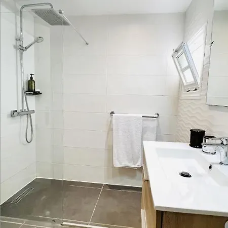 Enchanting House South Tenerife, Sea View أذيخي