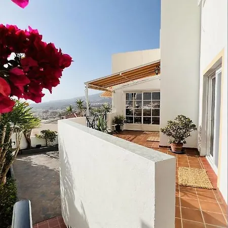 Enchanting House South Tenerife, Sea View Апартаменты Адехе