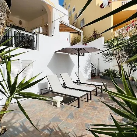 Enchanting House South Tenerife, Sea View أذيخي