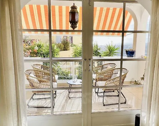 Enchanting House South Tenerife, Sea View 아데제