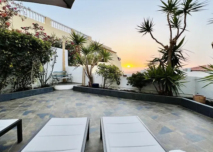 Enchanting House South Tenerife, Sea View アデヘ