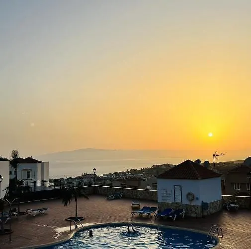 Enchanting House South Tenerife, Sea View アパート *