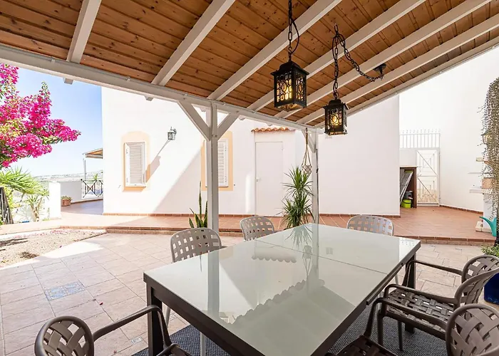 Enchanting House South Tenerife, Sea View